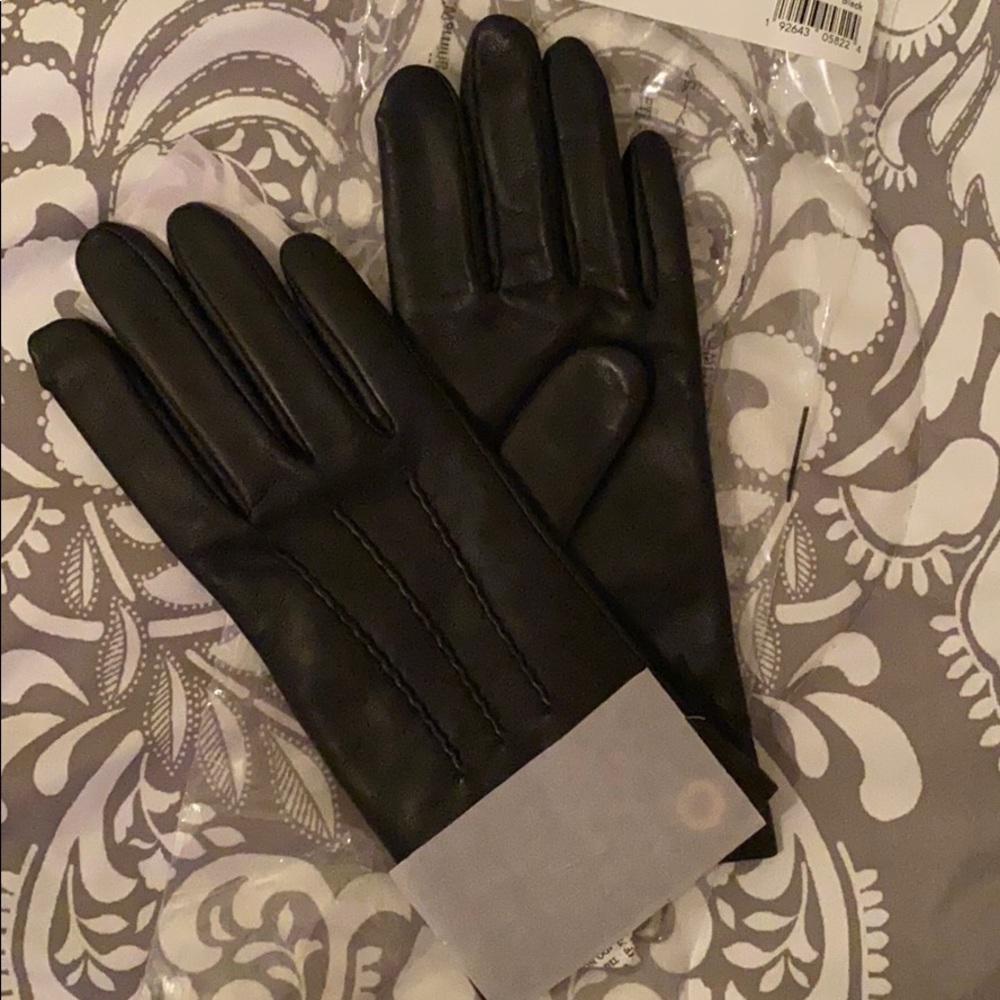 Coach gloves